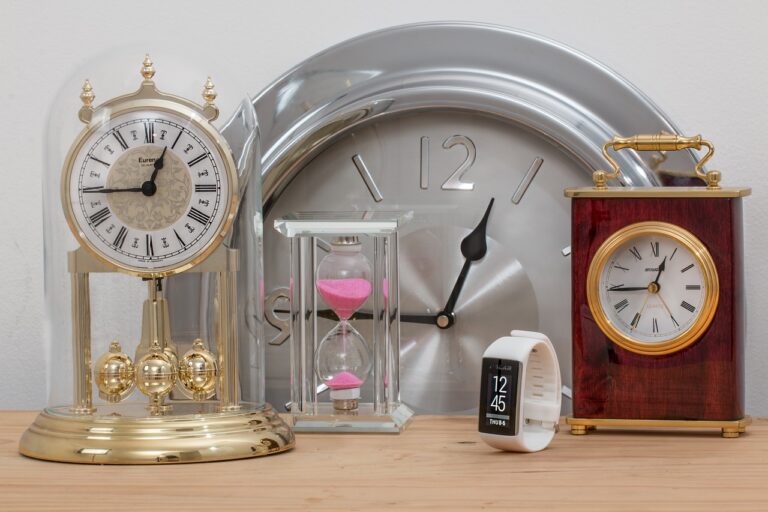 time, clocks, hourglass-2387976.jpg